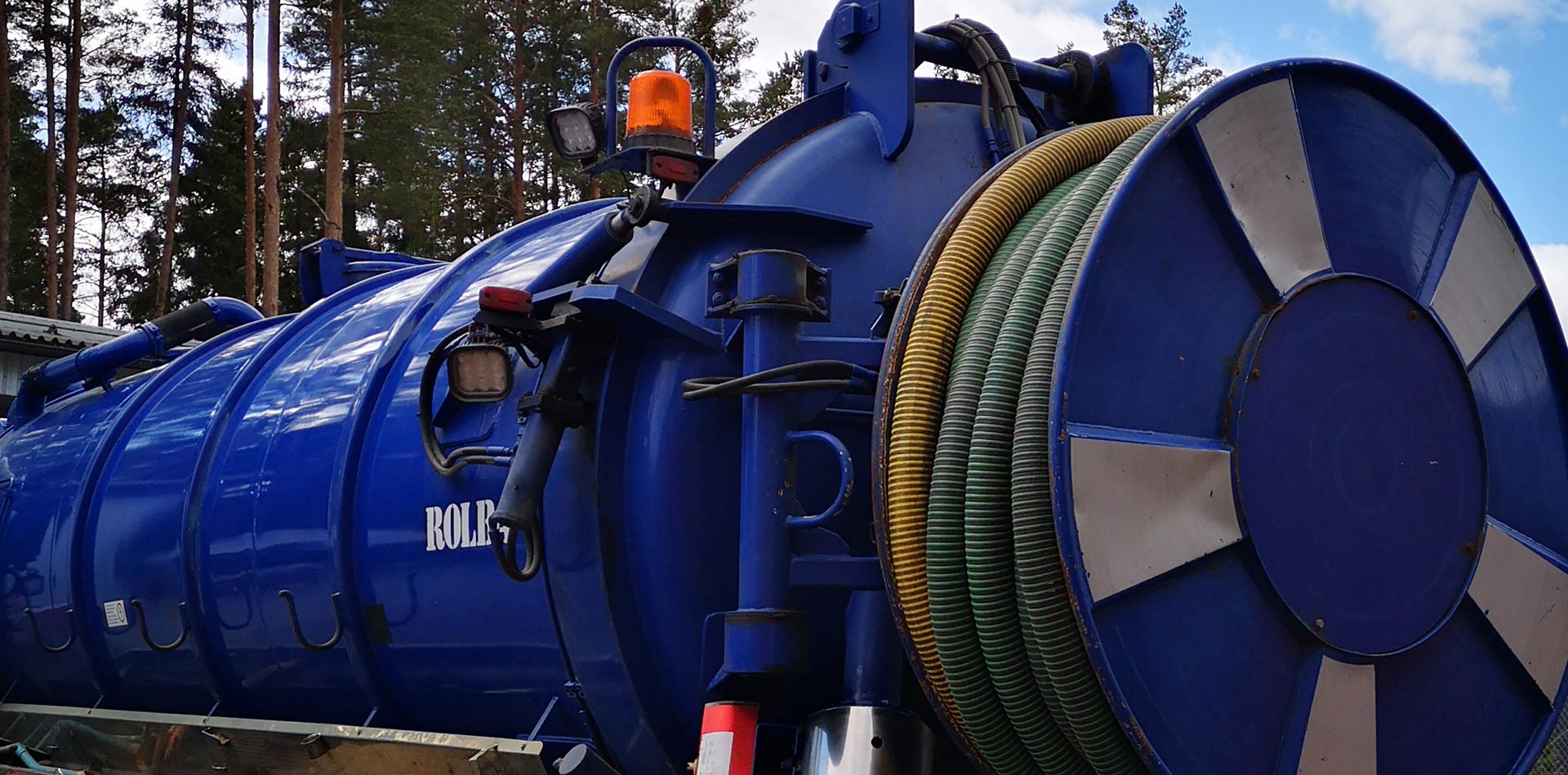 Märkäimuauto - ota yhteyttä jl-pesupalvelu.fi